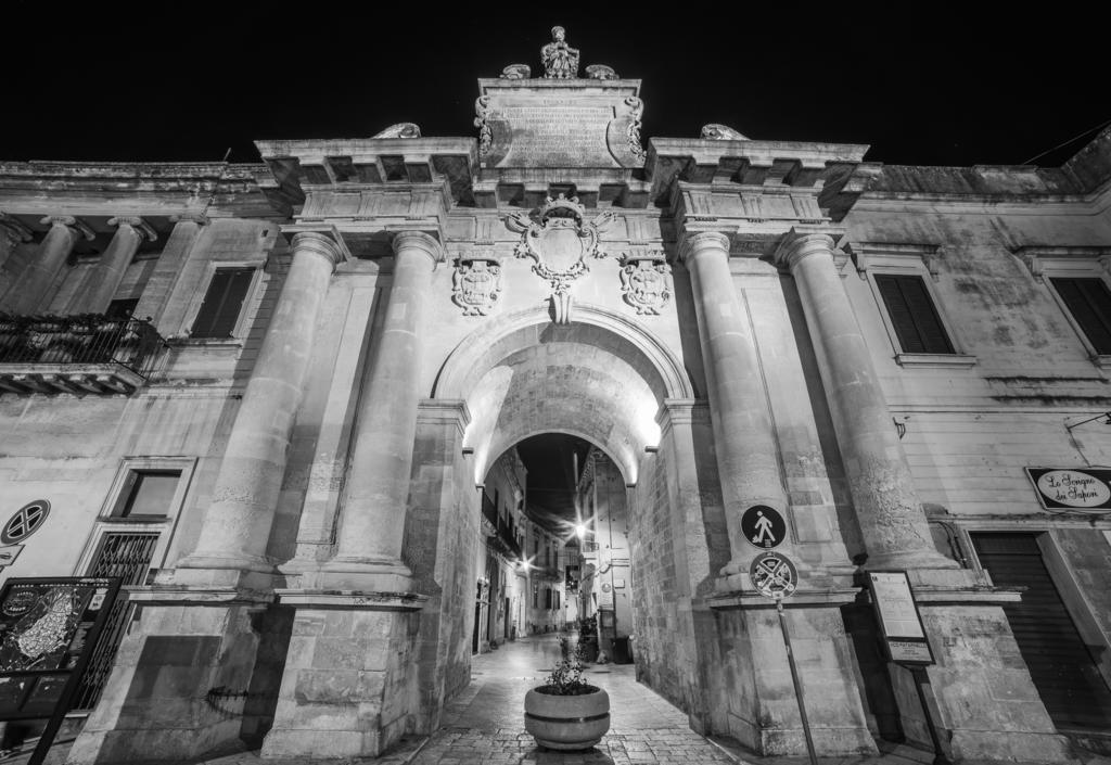 Lecce Stazione Centrale Exterior photo